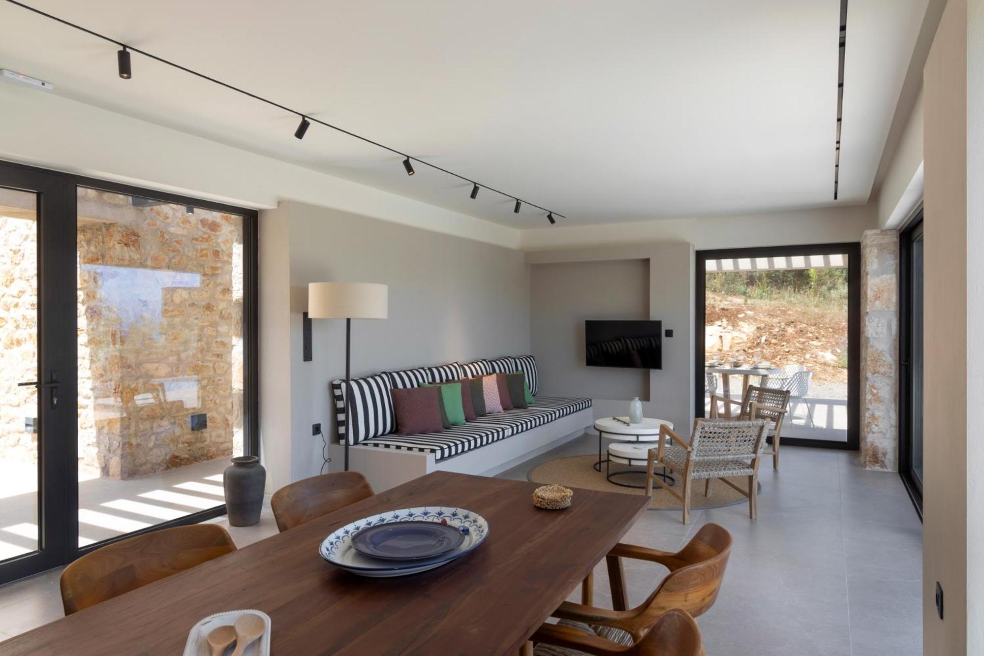 Theros Estate *